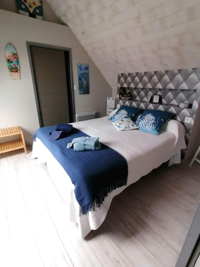 Chambre Wind and Surf des Chambres d'hôtes Logement Kerdurod Guidel Morbihan 56 Bretagne